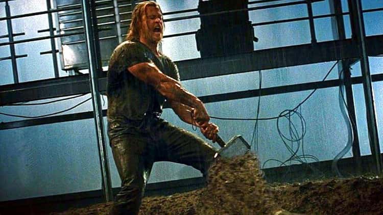 When Thor Tried To Get Mjolnir Back In 'Thor'
